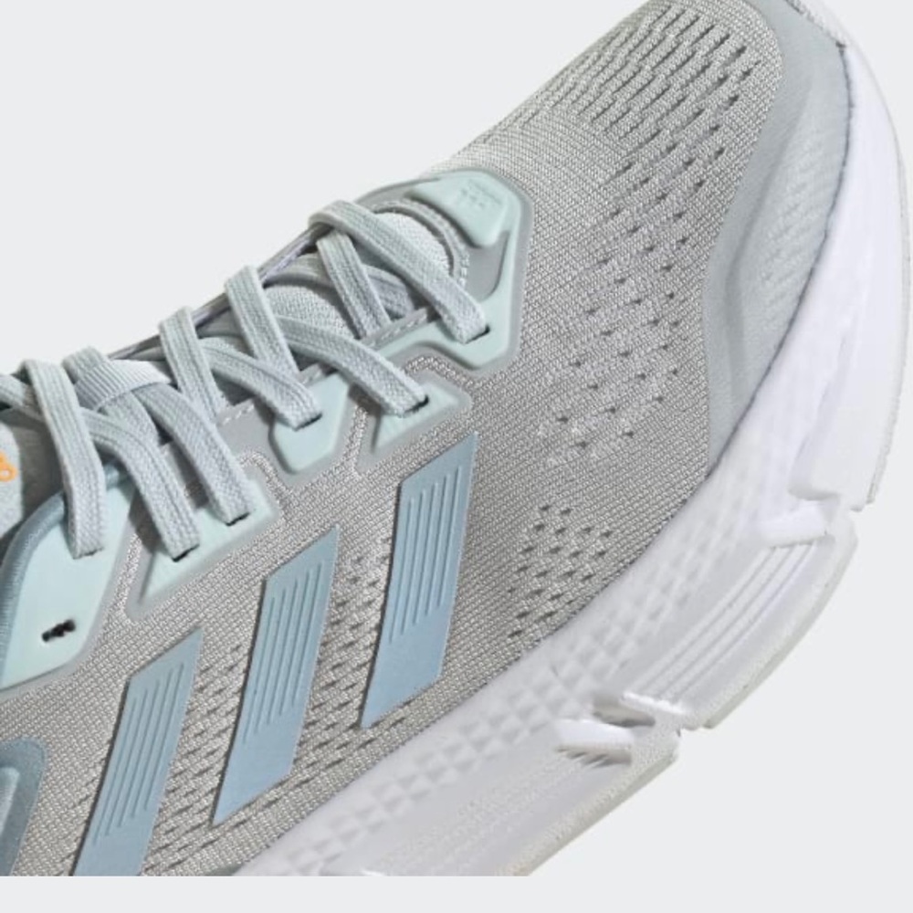 ADIDAS questar sneaker - Picture 9 of 9